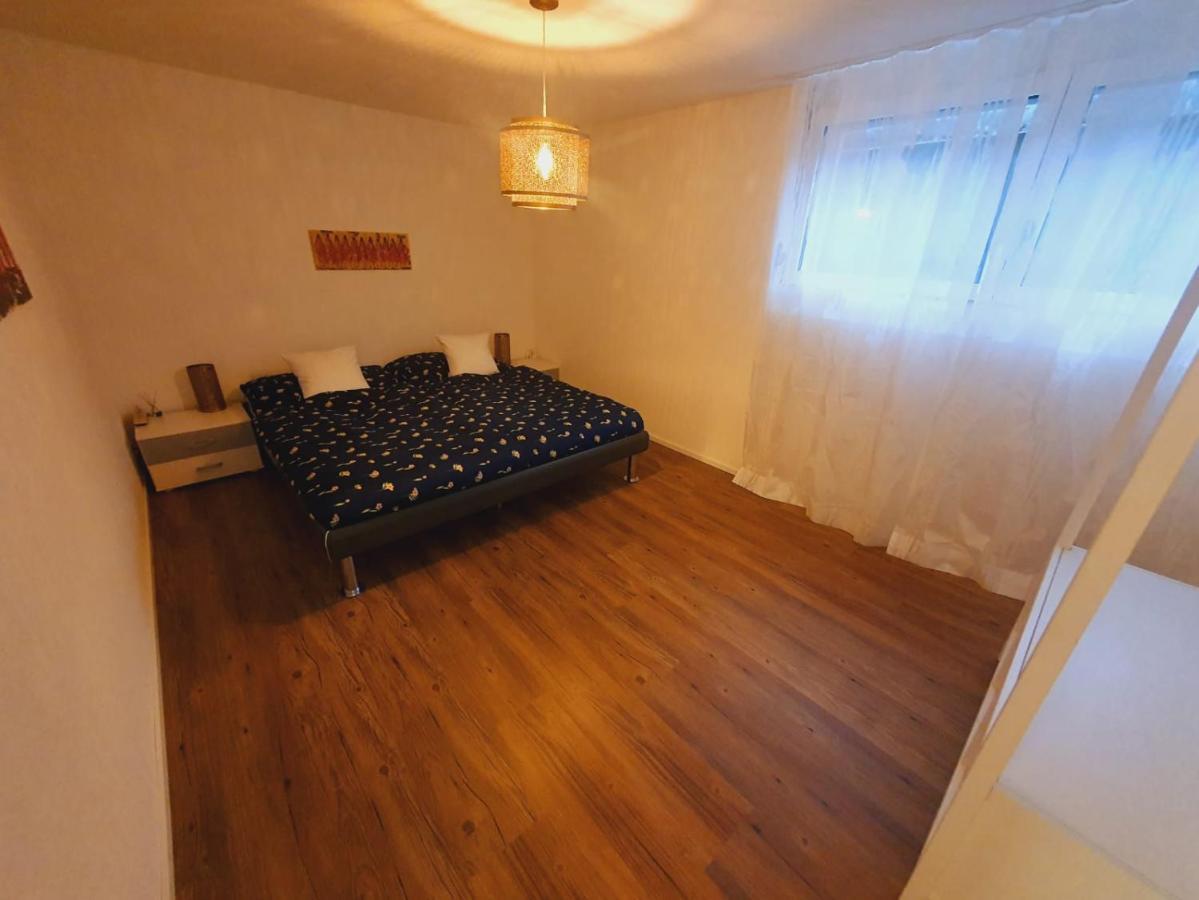 Neue Wohnung An Stadtrand Mit Parkplatz Ebikon Eksteriør billede